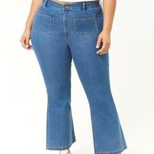 IN SEARCH OF: F21+ FLARE JEANS / EN BÚSQUEDA DE: JEANS F21+